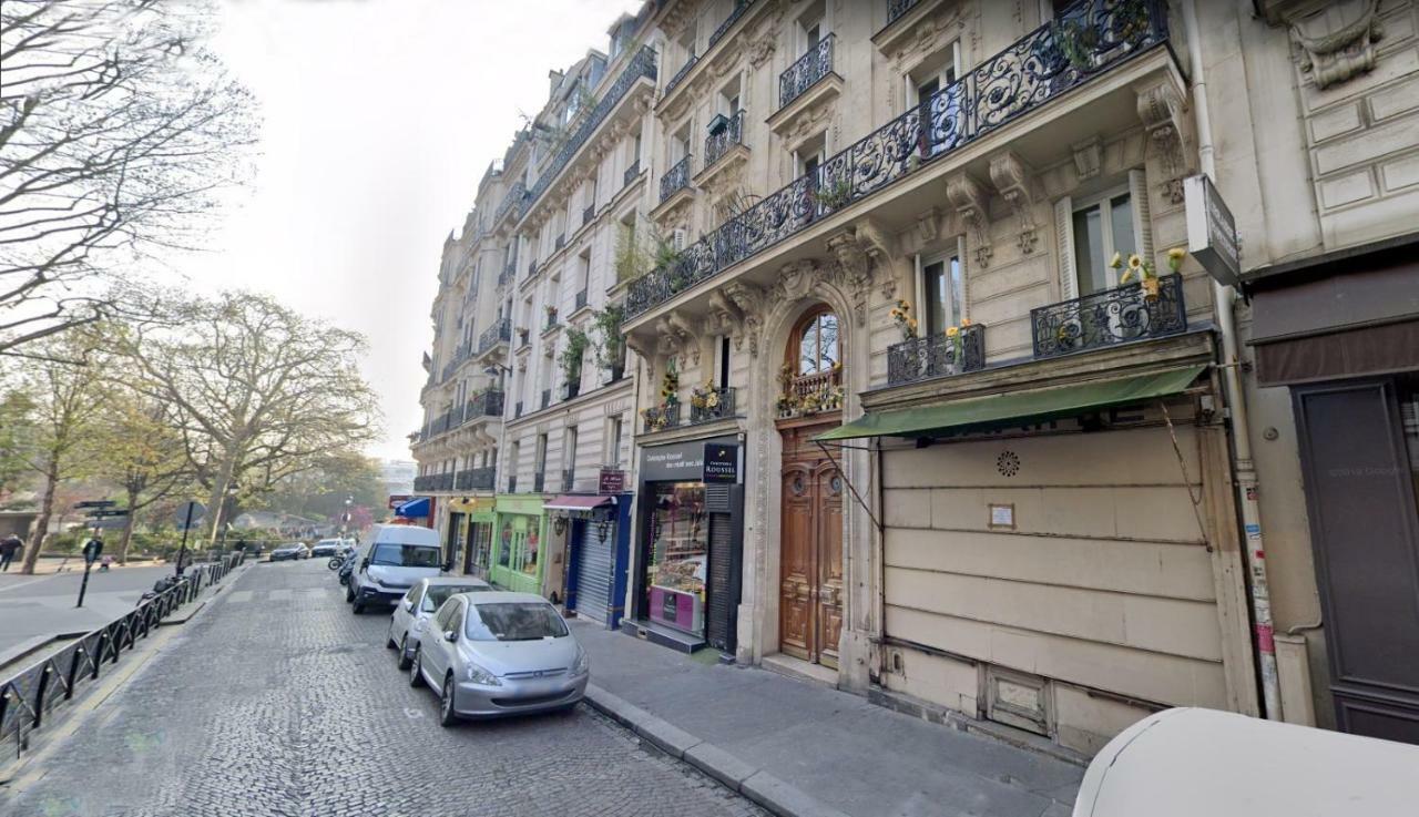 Very Large Private Room With Own Bathroom, In Montmartre Apartment París Exterior foto